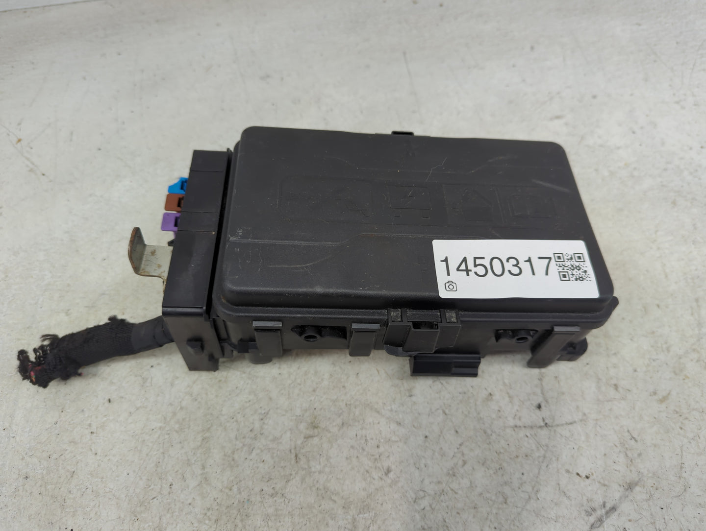 2021-2022 Buick Envision Fusebox Fuse Box Panel Relay Module P/N:85127888 145631-144-22 Fits Fits 2021 2022 OEM Used Auto Pa