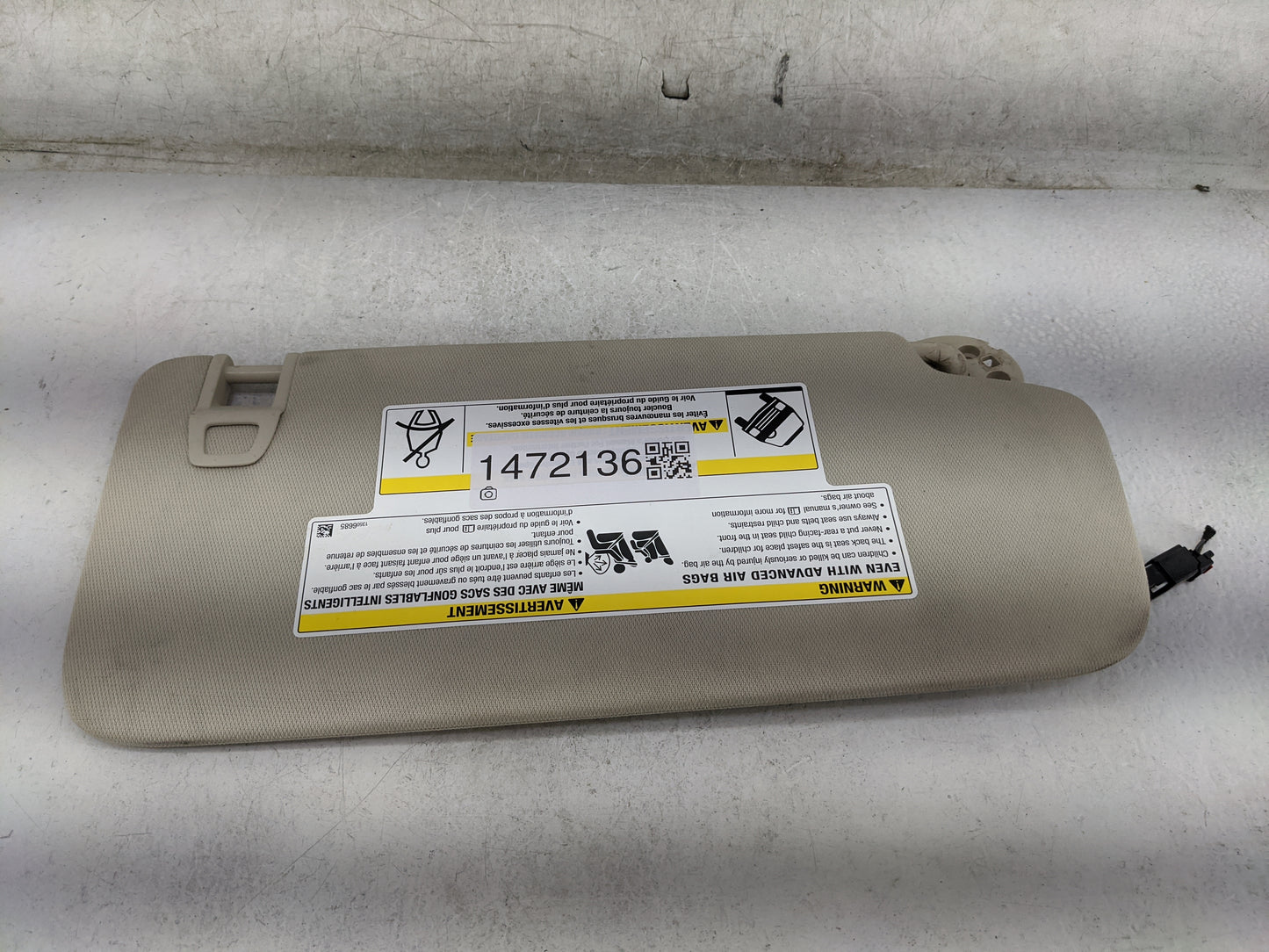 2021-2022 Buick Envision Sun Visor Shade Replacement Driver Left Mirror Fits Fits 2021 2022 OEM Used Auto Parts - Oemusedaut