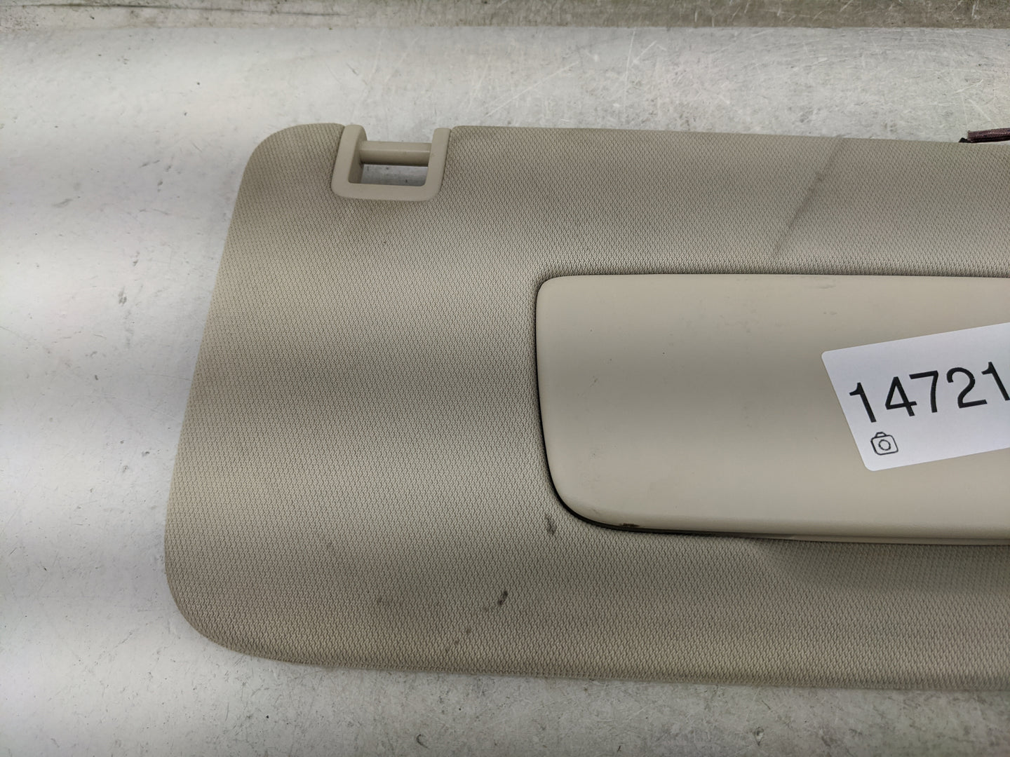2021-2022 Buick Envision Sun Visor Shade Replacement Passenger Right Mirror Fits Fits 2021 2022 OEM Used Auto Parts - Oemuse