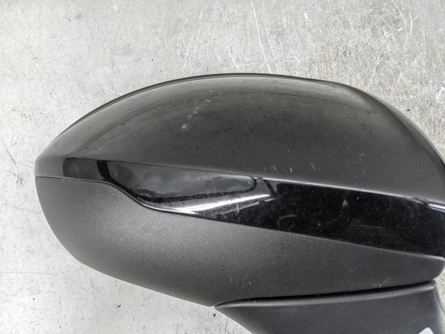 2021-2022 Buick Envision Passenger Side View Mirror - Right Door Mirror OEM Used - Oemusedautoparts1.com