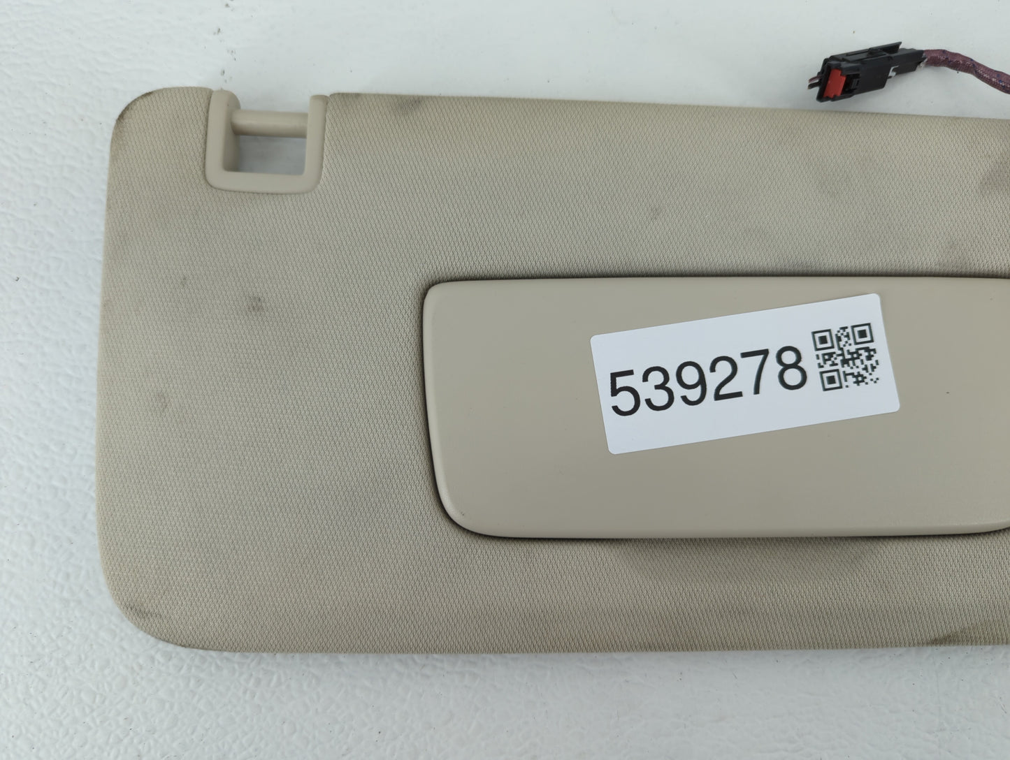 2021-2022 Buick Envision Sun Visor Shade Replacement Driver Left Mirror Fits Fits 2021 2022 OEM Used Auto Parts - Oemusedaut