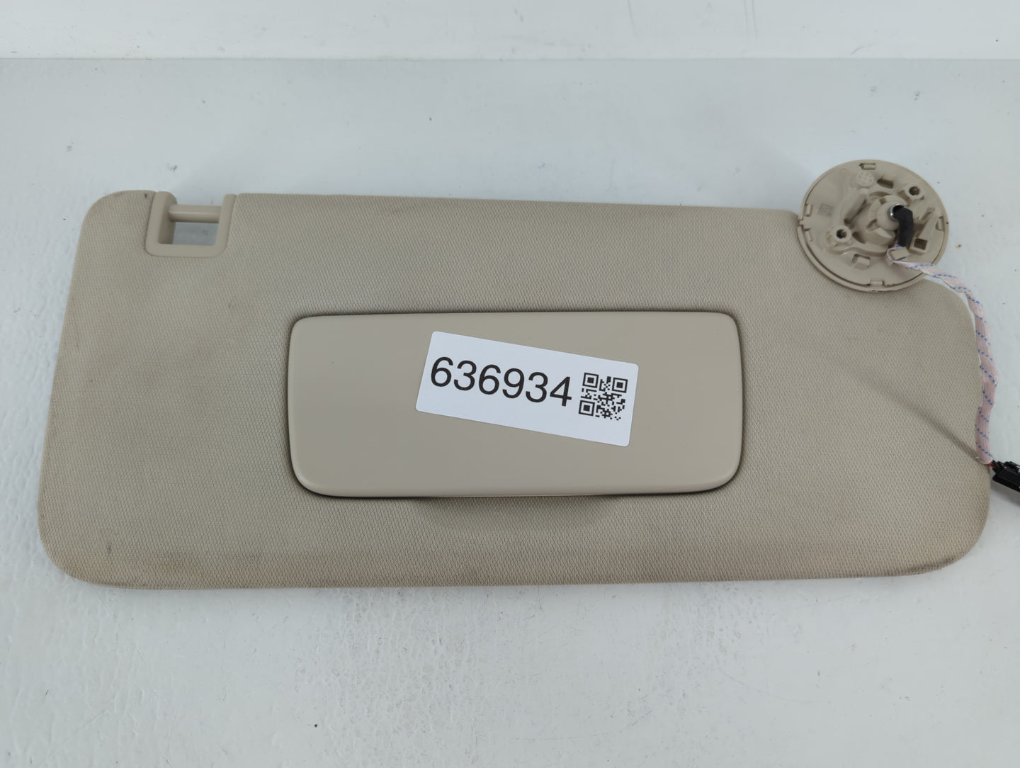 2021-2022 Buick Envision Sun Visor Shade Replacement Passenger Right Mirror Fits Fits 2021 2022 OEM Used Auto Parts - Oemuse