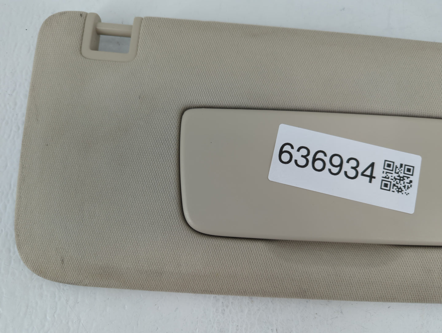 2021-2022 Buick Envision Sun Visor Shade Replacement Passenger Right Mirror Fits Fits 2021 2022 OEM Used Auto Parts - Oemuse