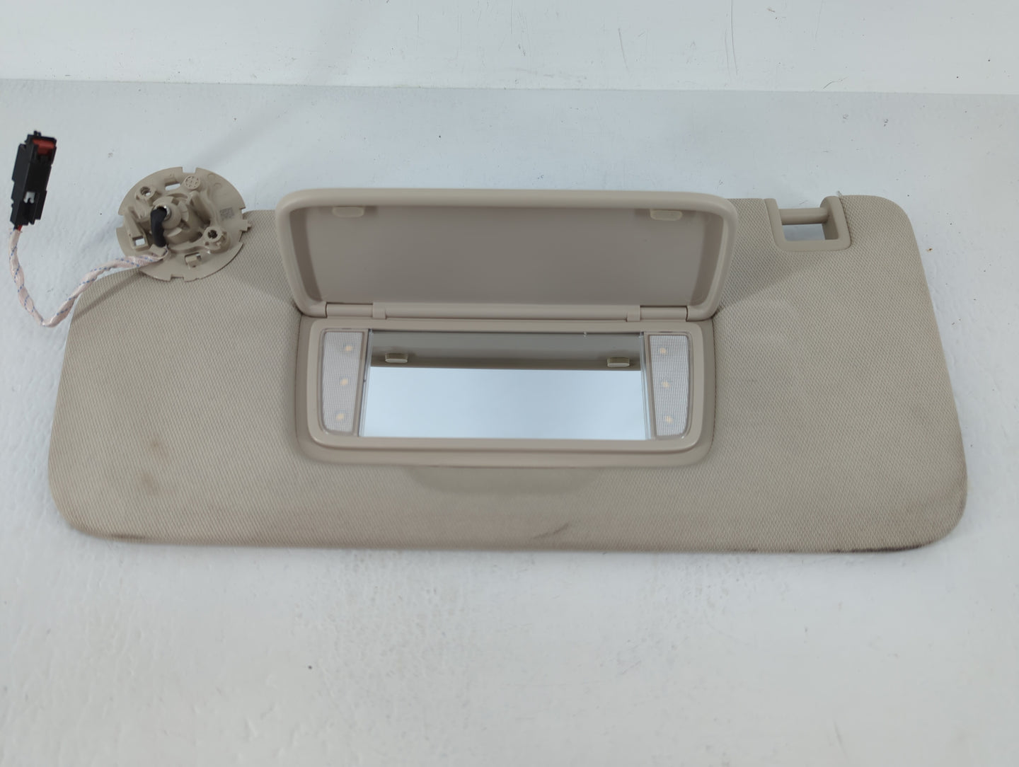 2021-2022 Buick Envision Sun Visor Shade Replacement Driver Left Mirror Fits Fits 2021 2022 OEM Used Auto Parts - Oemusedaut