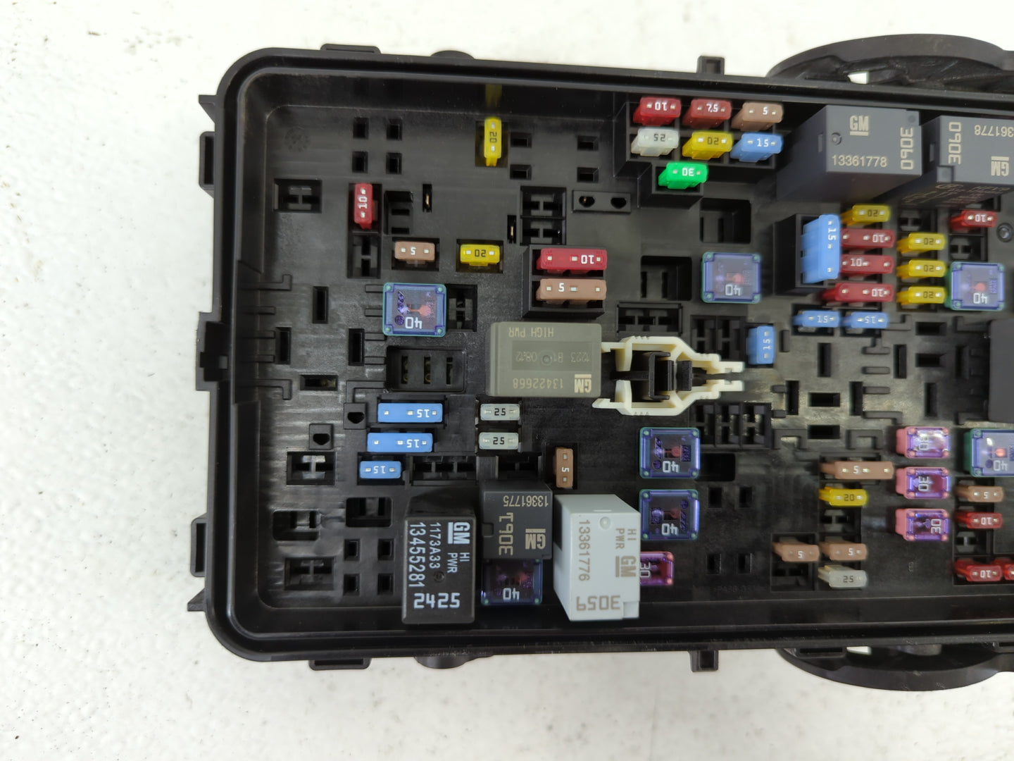 2021-2022 Buick Envision Fusebox Fuse Box Panel Relay Module P/N:082304-248-21 85127888_01 Fits Fits 2021 2022 OEM Used Auto