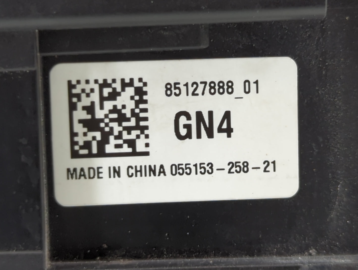2021-2022 Buick Envision Fusebox Fuse Box Panel Relay Module P/N:082304-248-21 85127888_01 Fits Fits 2021 2022 OEM Used Auto