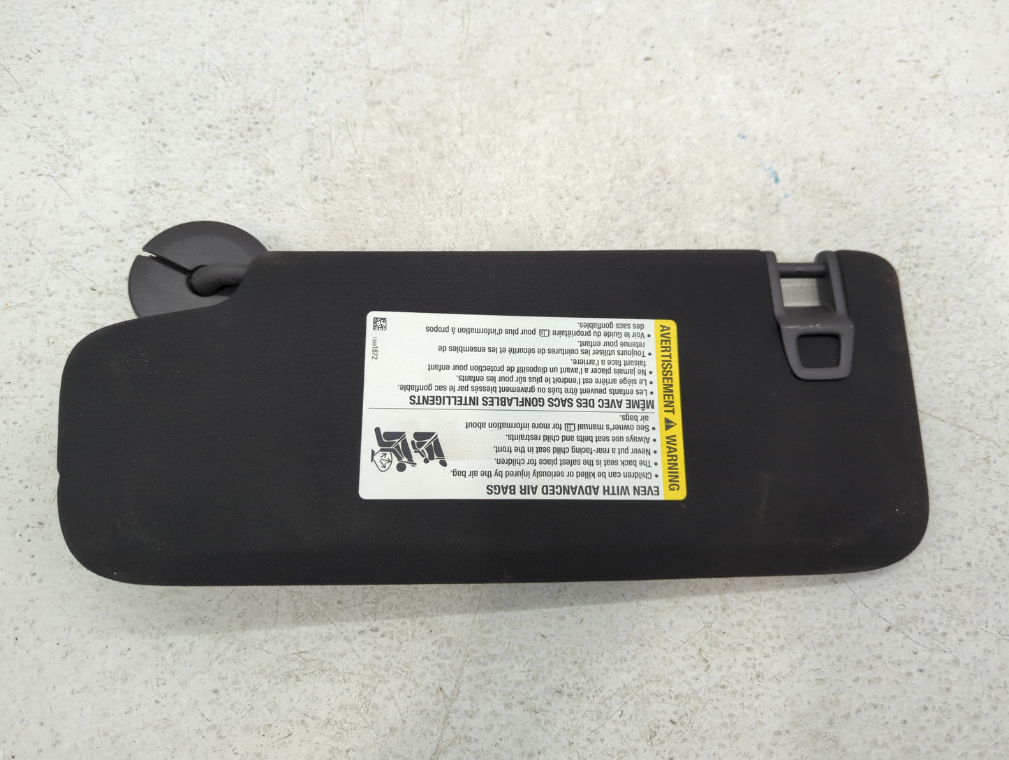 2020 Cadillac Ct4 Sun Visor Shade Replacement Passenger Right Mirror Fits OEM Used Auto Parts - Oemusedautoparts1.com