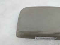 2022 Cadillac Xt4 Center Console Armrest Cover Lid P/N:C8MW13386 Fits OEM Used Auto Parts - Oemusedautoparts1.com
