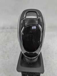 2022 Cadillac Xt5 Floor Console Assembly Shifter Black - Oemusedautoparts1.com