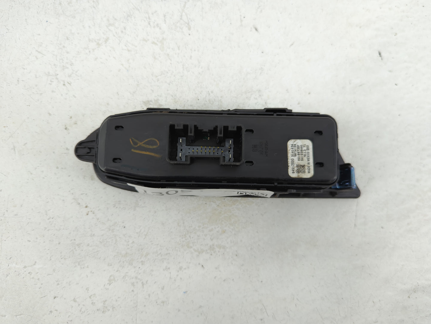 2019-2022 Chevrolet Blazer Master Power Window Switch Replacement Driver Side Left P/N:23326295 Fits OEM Used Auto Parts - O