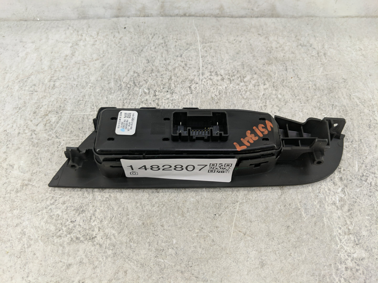 2019-2022 Chevrolet Blazer Master Power Window Switch Replacement Driver Side Left P/N:84513464 D1A149A Fits OEM Used Auto P