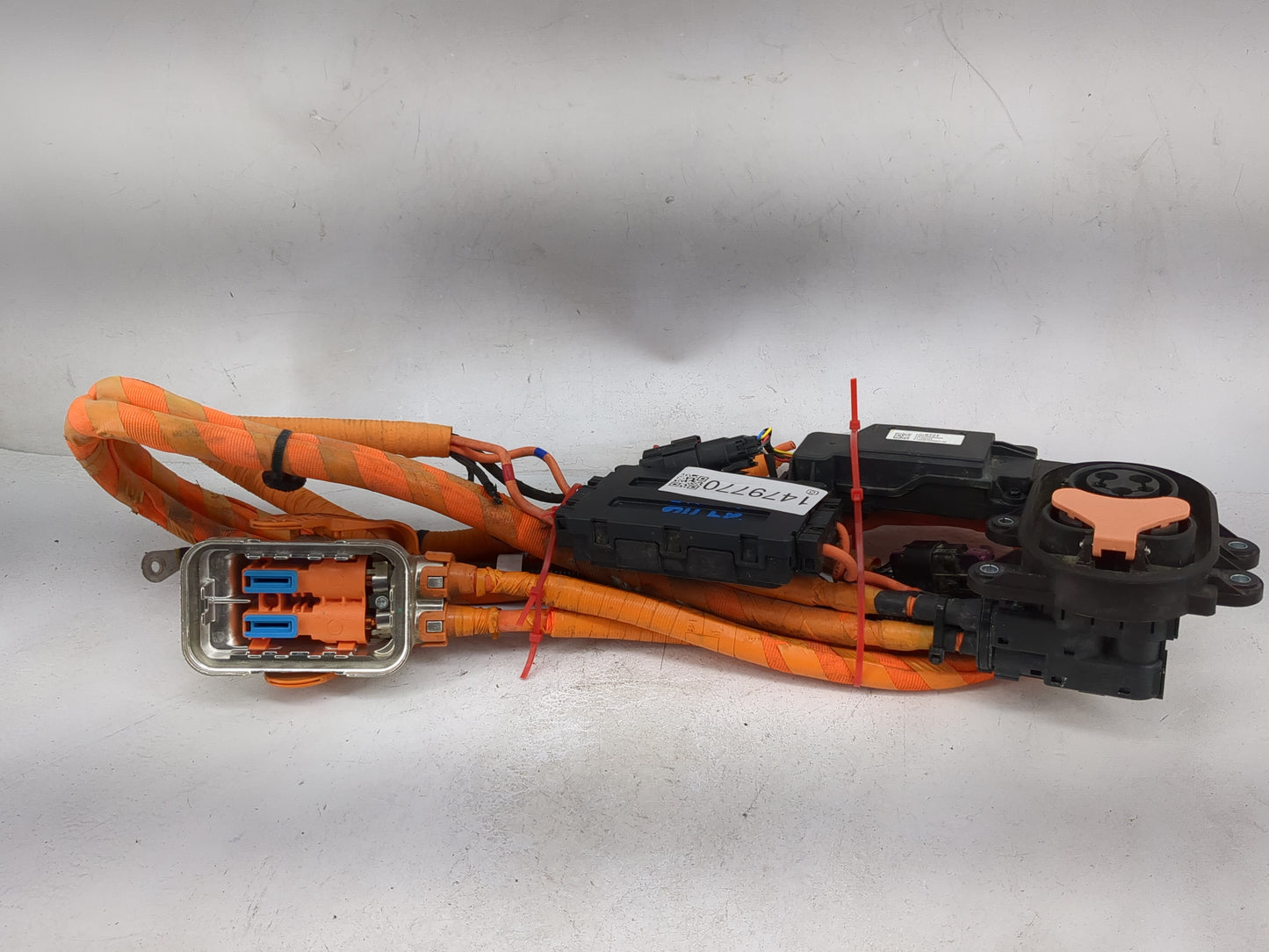 2022 Chevrolet Bolt Euv Hybrid DC Synergy Drive Power Inverter P/N:24046721 8480200000000X, 557802566, P12208722032813S Fits