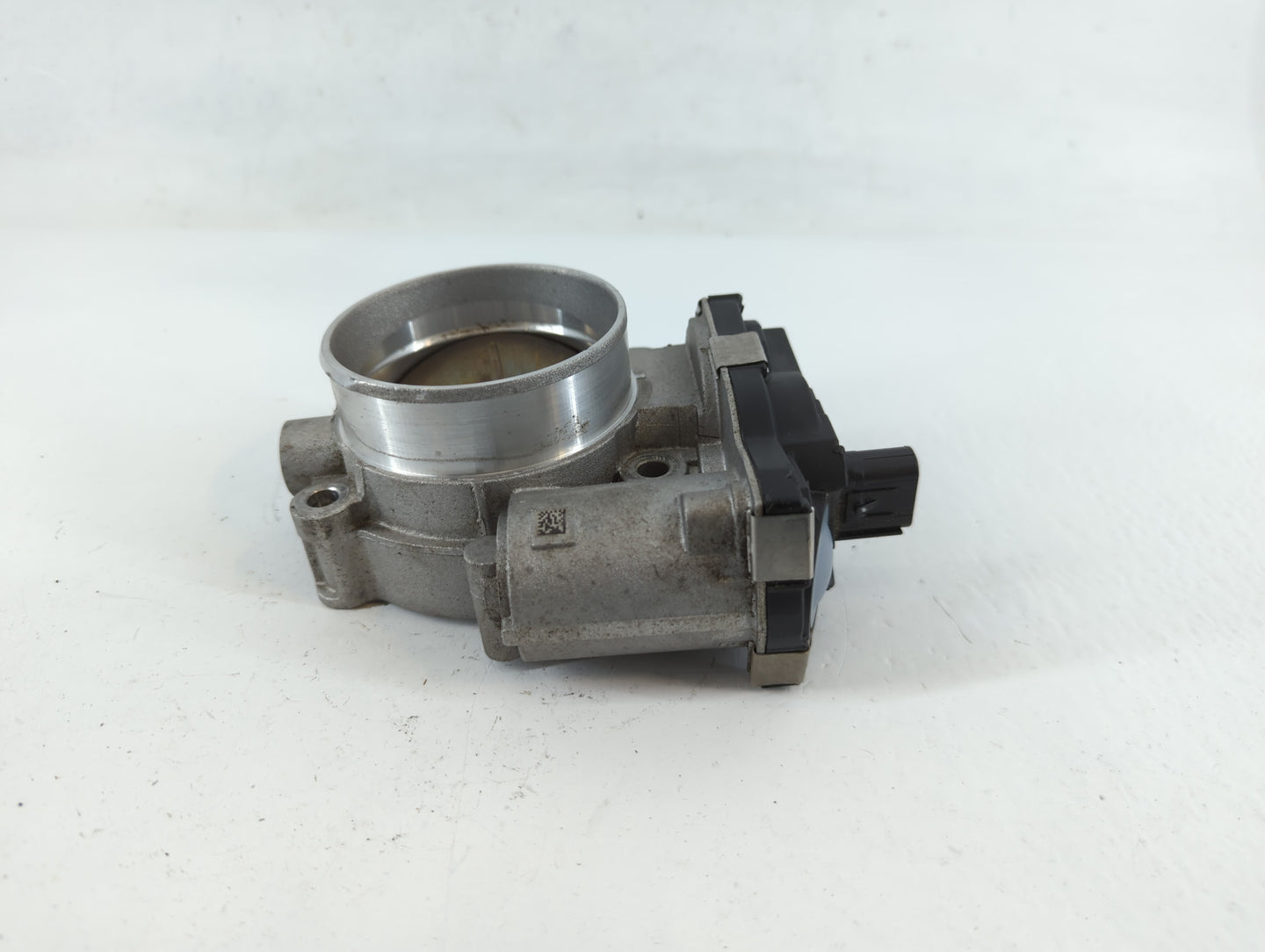 2016-2021 Chevrolet Camaro Throttle Body P/N:12671014 Fits Fits 2016 2017 2018 2019 2020 2021 2022 OEM Used Auto Parts - Oem