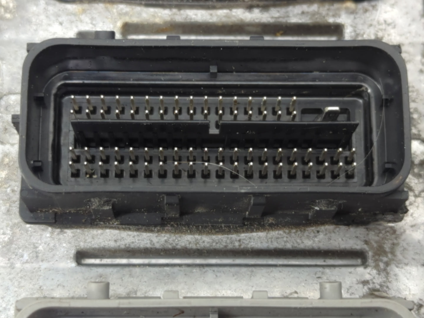 2017-2022 Chevrolet Colorado PCM Engine Control Computer ECU ECM PCU OEM P/N:812835949 12710312 Fits OEM Used Auto Parts - O