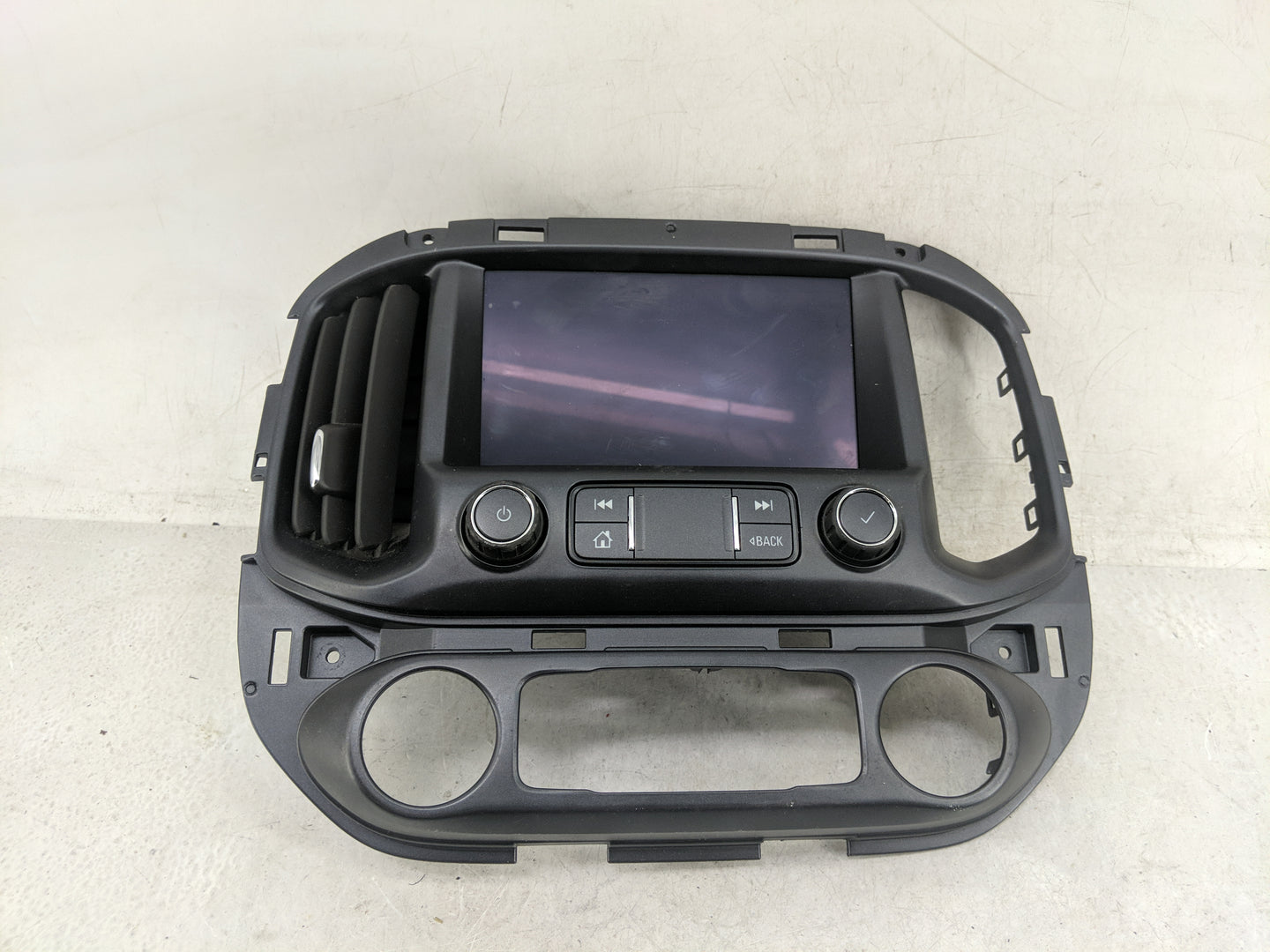 2020-2022 Chevrolet Colorado Radio Control Panel - Oemusedautoparts1.com