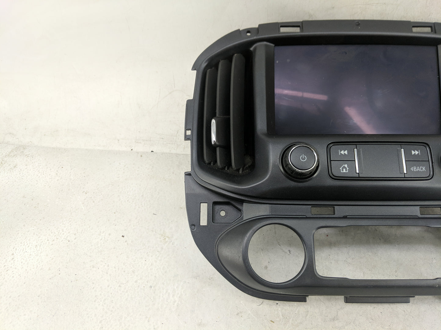 2020-2022 Chevrolet Colorado Radio Control Panel - Oemusedautoparts1.com