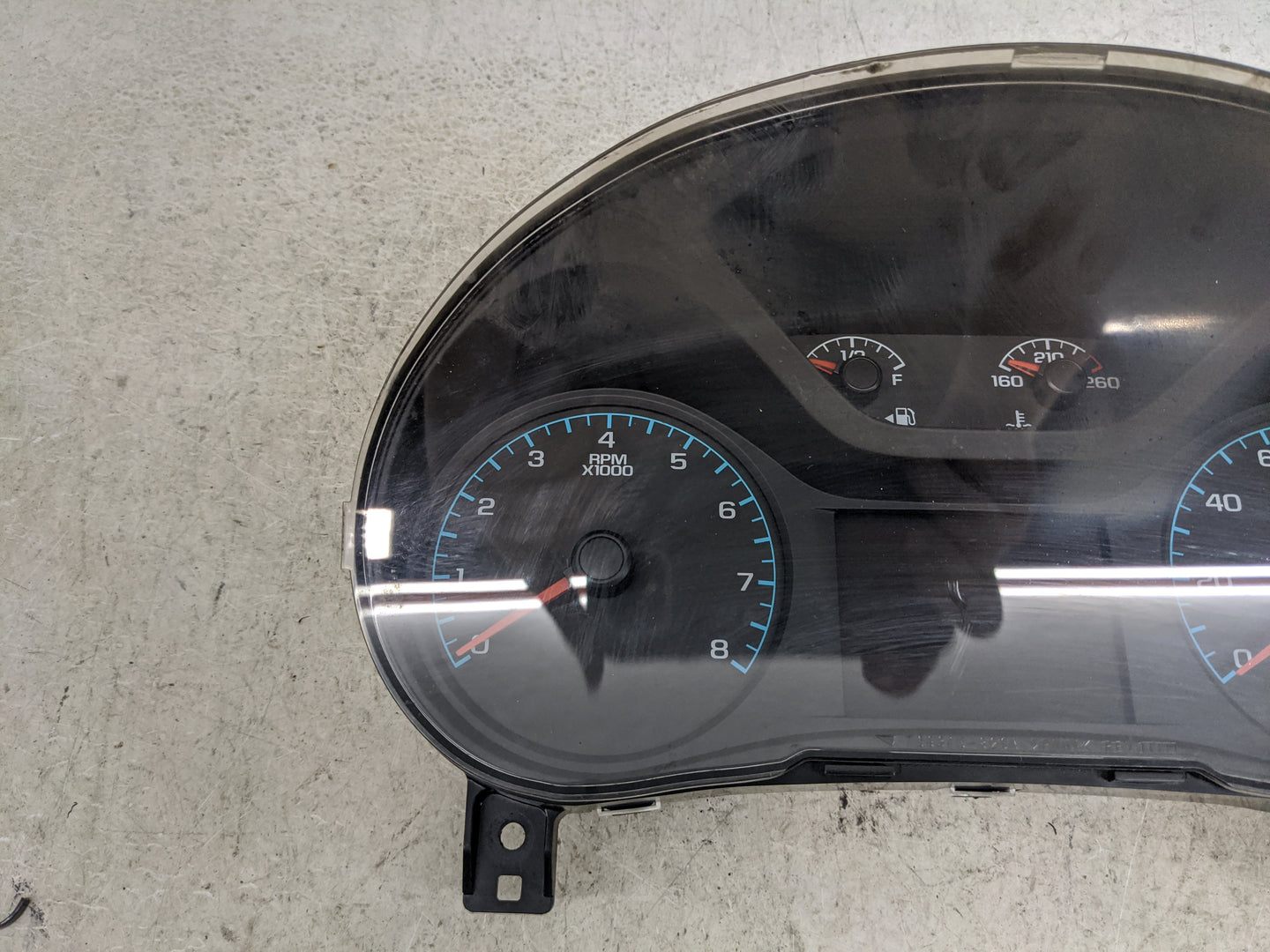 2020-2022 Chevrolet Colorado Instrument Cluster Speedometer Gauges P/N:23506107 84190517 Miles: Fits Fits 2020 2021 2022 OEM