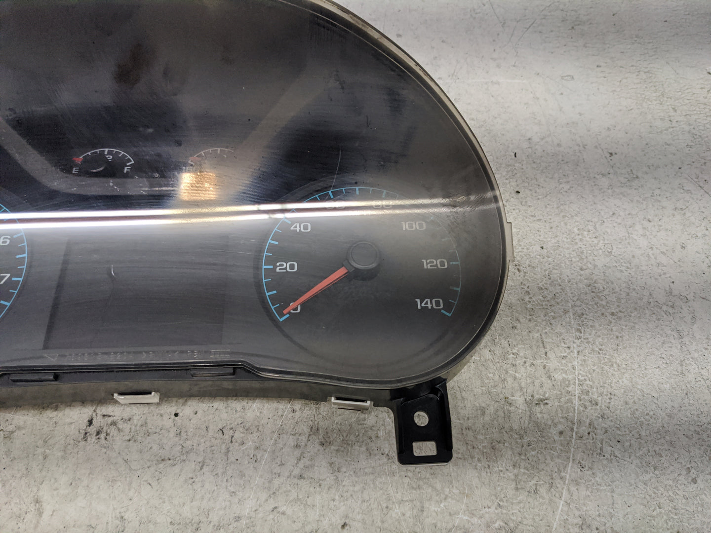 2020-2022 Chevrolet Colorado Instrument Cluster Speedometer Gauges P/N:23506107 84190517 Miles: Fits Fits 2020 2021 2022 OEM