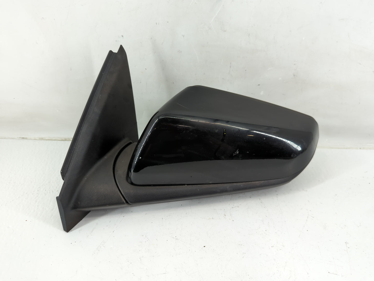 2018-2022 Chevrolet Equinox Driver Side View Mirror - Left Door Mirror OEM Used - Oemusedautoparts1.com