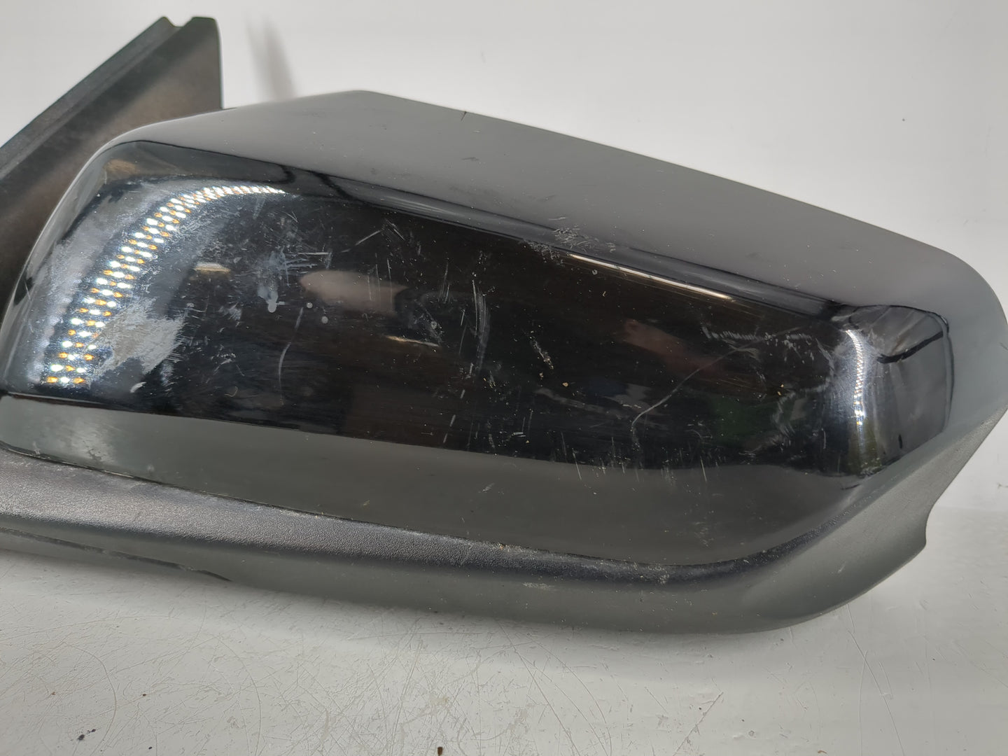 2018-2022 Chevrolet Equinox Driver Side View Mirror - Left Door Mirror OEM Used - Oemusedautoparts1.com