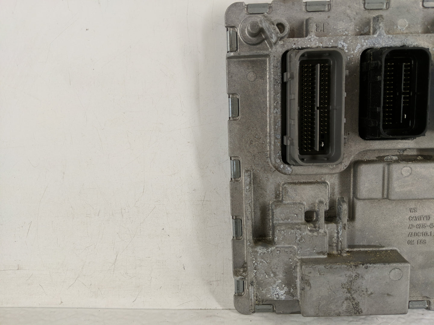 2020-2022 Chevrolet Equinox PCM Engine Control Computer ECU ECM PCU OEM P/N:12718932 Fits Fits 2020 2021 2022 OEM Used Auto 