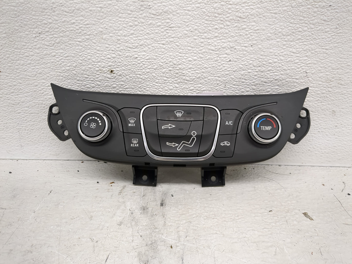 2020-2022 Chevrolet Equinox Climate Control Module Temperature AC/Heater Replacement P/N:84422503 Fits Fits 2020 2021 2022 O