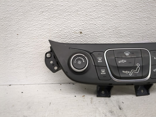 2020-2022 Chevrolet Equinox Climate Control Module Temperature AC/Heater Replacement P/N:84422503 Fits Fits 2020 2021 2022 OEM Used Auto Parts