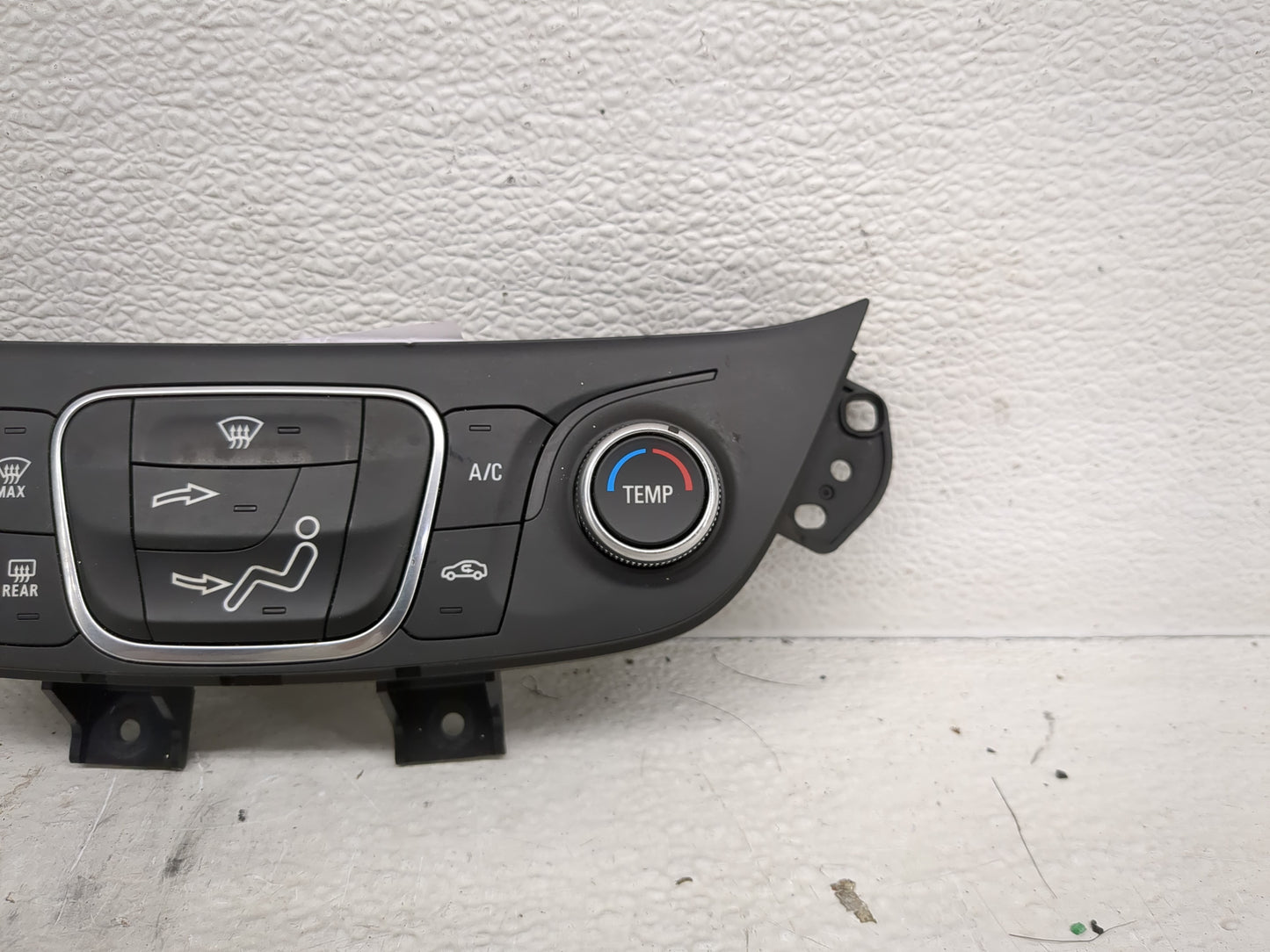 2020-2022 Chevrolet Equinox Climate Control Module Temperature AC/Heater Replacement P/N:84422503 Fits Fits 2020 2021 2022 O