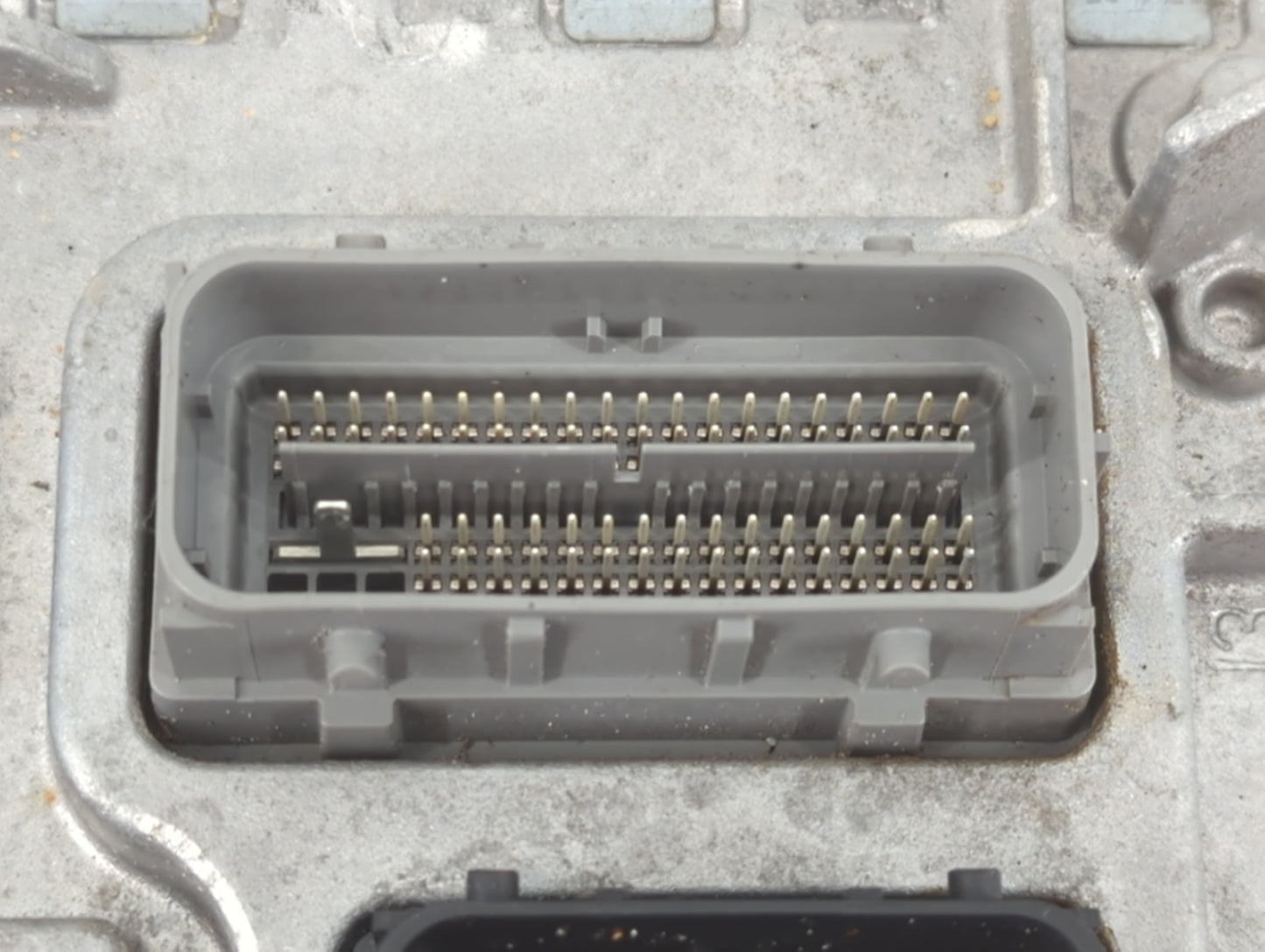 2020-2022 Chevrolet Equinox PCM Engine Control Computer ECU ECM PCU OEM P/N:12718932 Fits Fits 2020 2021 2022 OEM Used Auto 