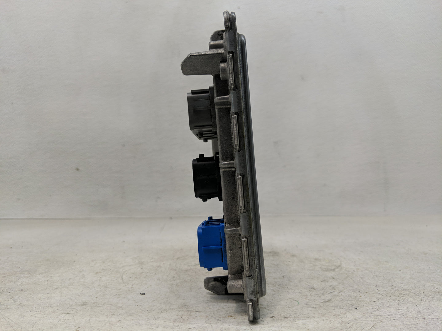 2020-2022 Chevrolet Equinox PCM Engine Control Computer ECU ECM PCU OEM P/N:116833270 12718932 Fits Fits 2020 2021 2022 OEM 