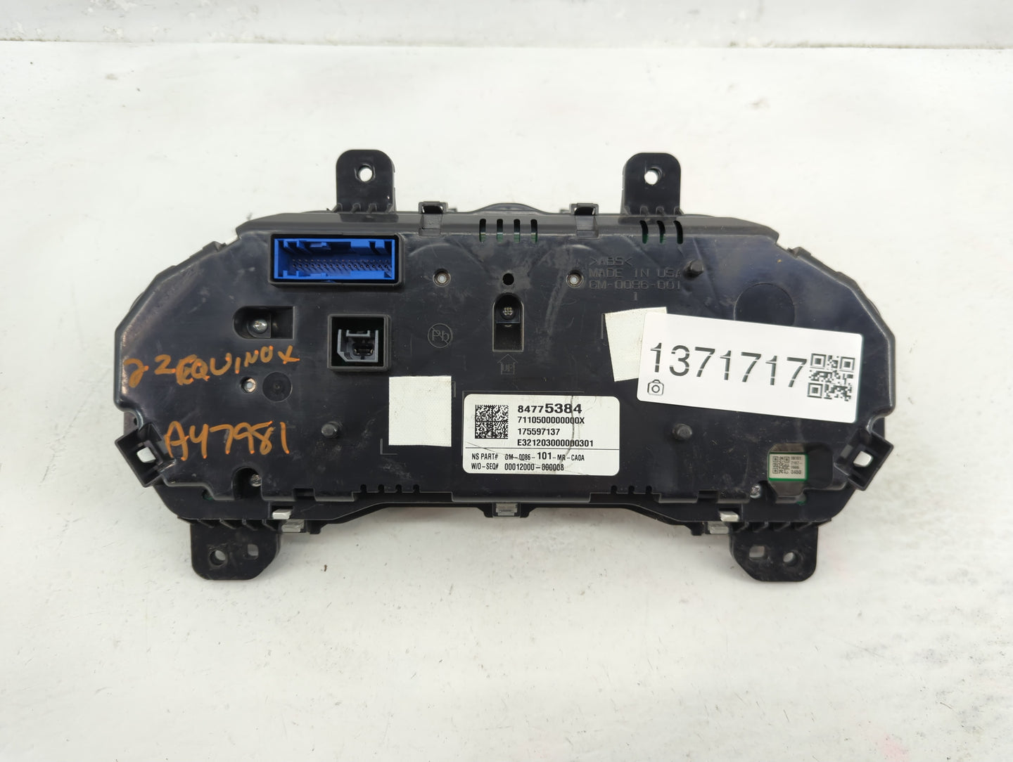 2022 Chevrolet Equinox Instrument Cluster Speedometer Gauges P/N:84775384 Fits OEM Used Auto Parts - Oemusedautoparts1.com