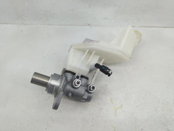 compare product 2018-2022 Chevrolet Equinox Brake Master Cylinder 1377049