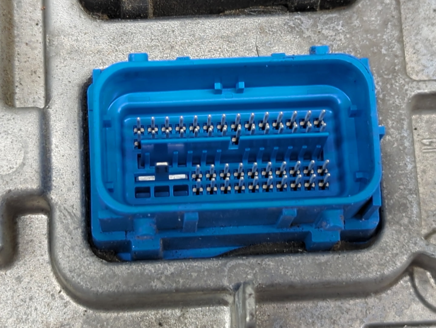 2020-2022 Chevrolet Equinox PCM Engine Control Computer ECU ECM PCU OEM P/N:12718932 Fits Fits 2020 2021 2022 OEM Used Auto 