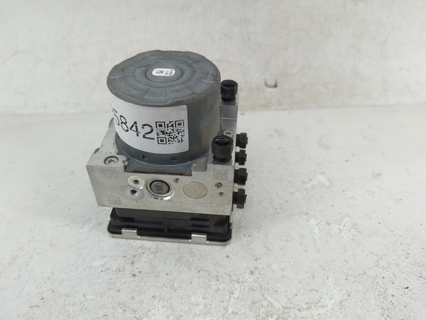 2020-2022 Chevrolet Equinox ABS Pump Control Module Replacement P/N:84875566 806052304, 2450402000000X Fits Fits 2020 2021 2