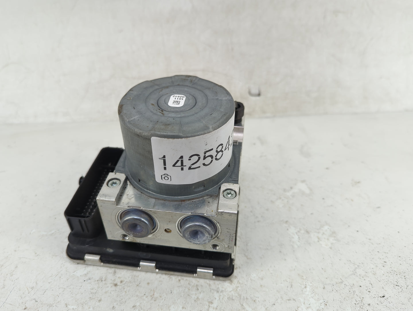 2020-2022 Chevrolet Equinox ABS Pump Control Module Replacement P/N:84875566 806052304, 2450402000000X Fits Fits 2020 2021 2
