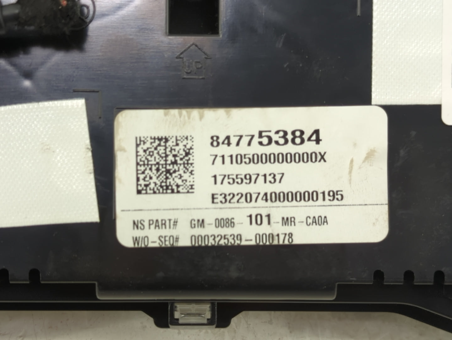 2019-2022 Chevrolet Equinox Instrument Cluster Speedometer Gauges P/N:84775384 175597137 Fits Fits 2019 2020 2021 2022 OEM U