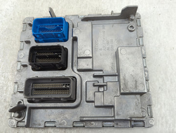 2020-2022 Chevrolet Equinox PCM Engine Control Computer ECU ECM PCU OEM P/N:12739544 Fits Fits 2020 2021 2022 OEM Used Auto 