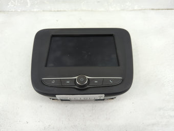 compare product 2022 Chevrolet Equinox Information Display Screen