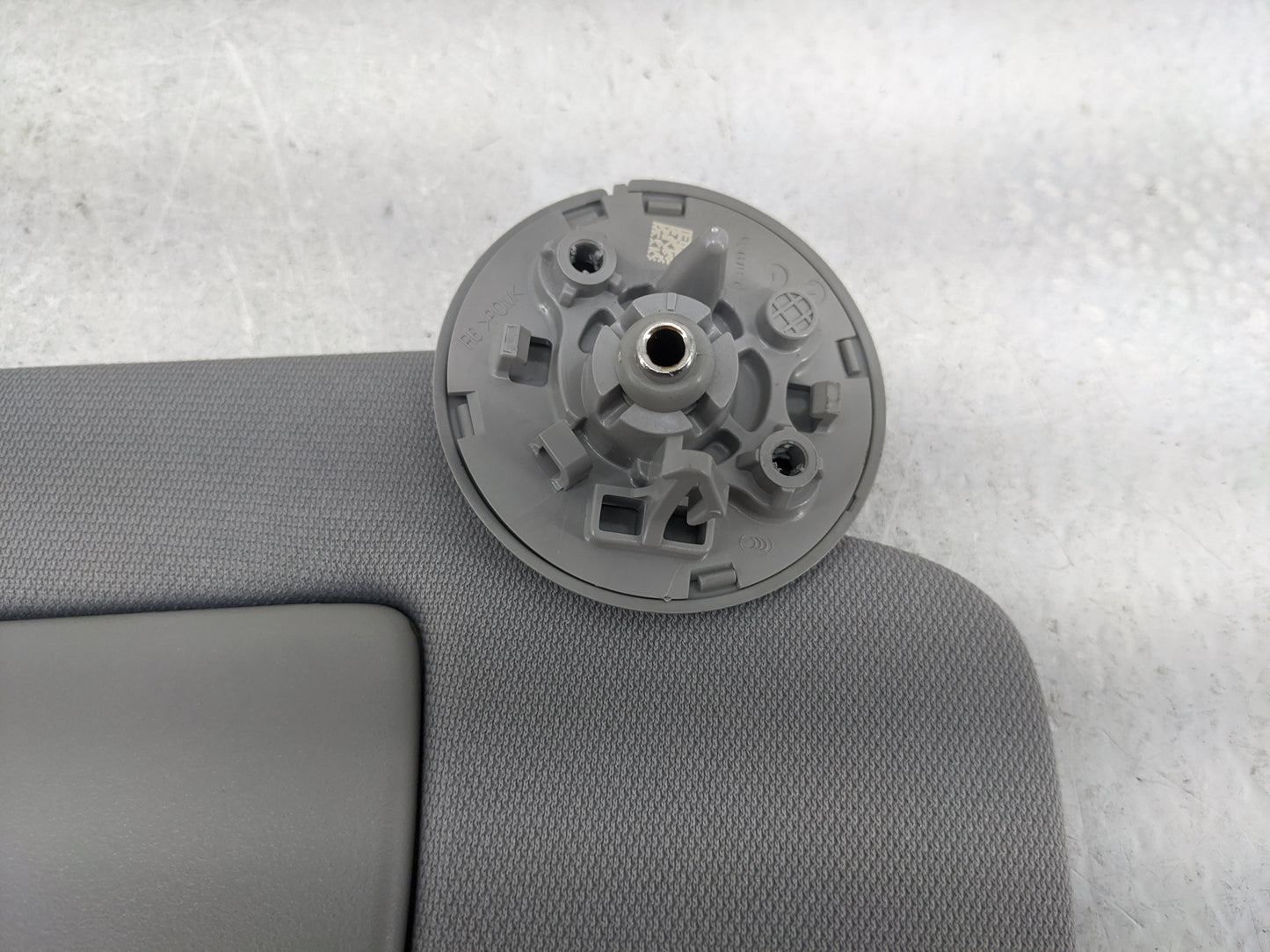 2020-2022 Chevrolet Equinox Sun Visor Shade Replacement Passenger Right Mirror Fits Fits 2020 2021 2022 OEM Used Auto Parts 