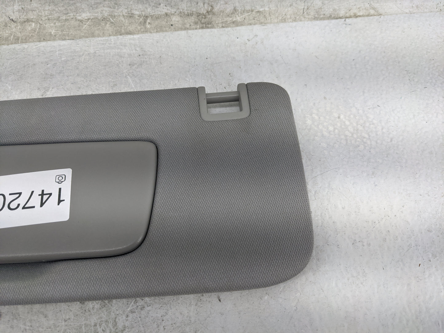 2020-2022 Chevrolet Equinox Sun Visor Shade Replacement Driver Left Mirror Fits Fits 2020 2021 2022 OEM Used Auto Parts - Oe