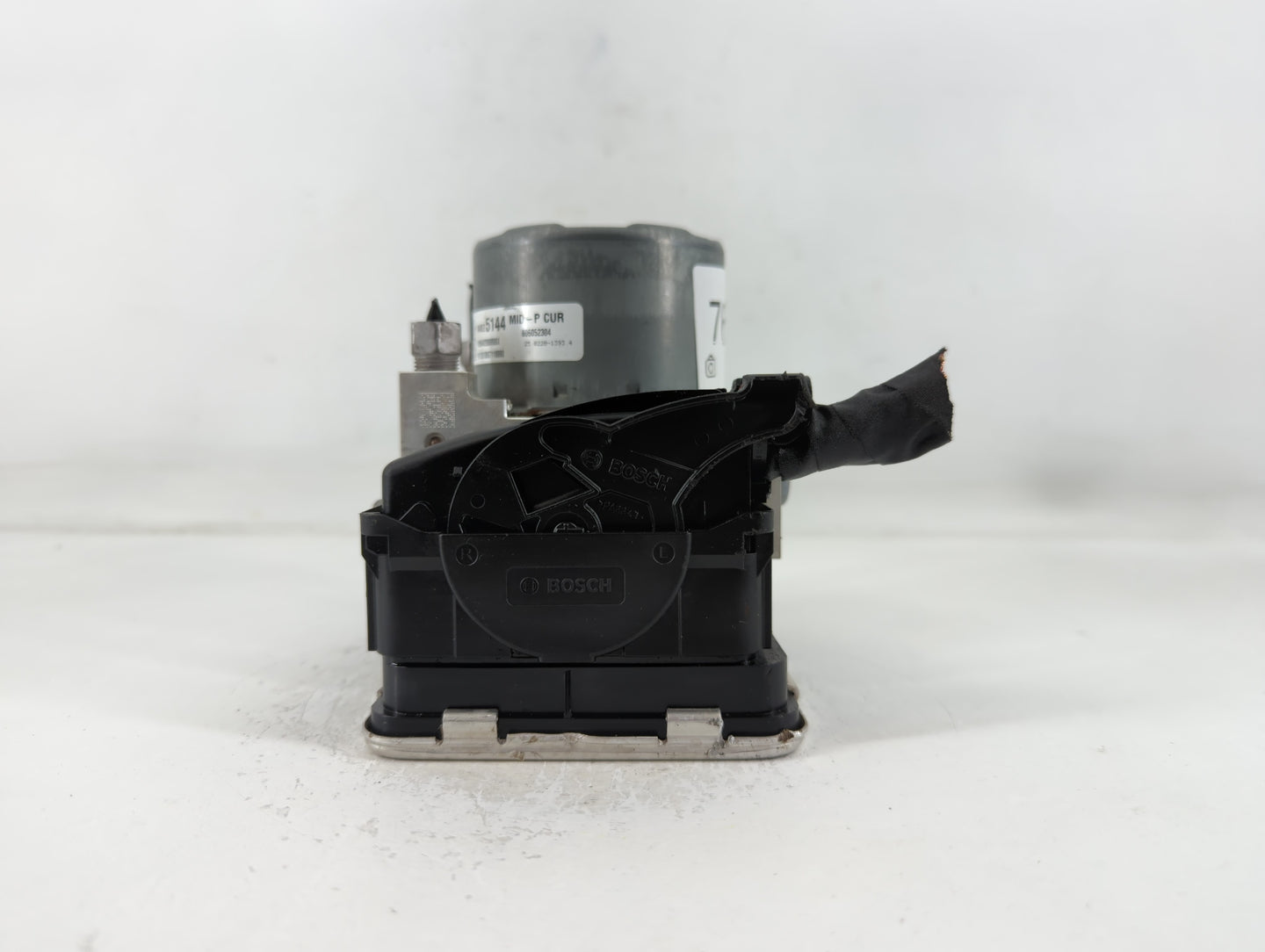 2020-2022 Chevrolet Equinox ABS Pump Control Module Replacement P/N:84825144 Fits Fits 2020 2021 2022 OEM Used Auto Parts - 