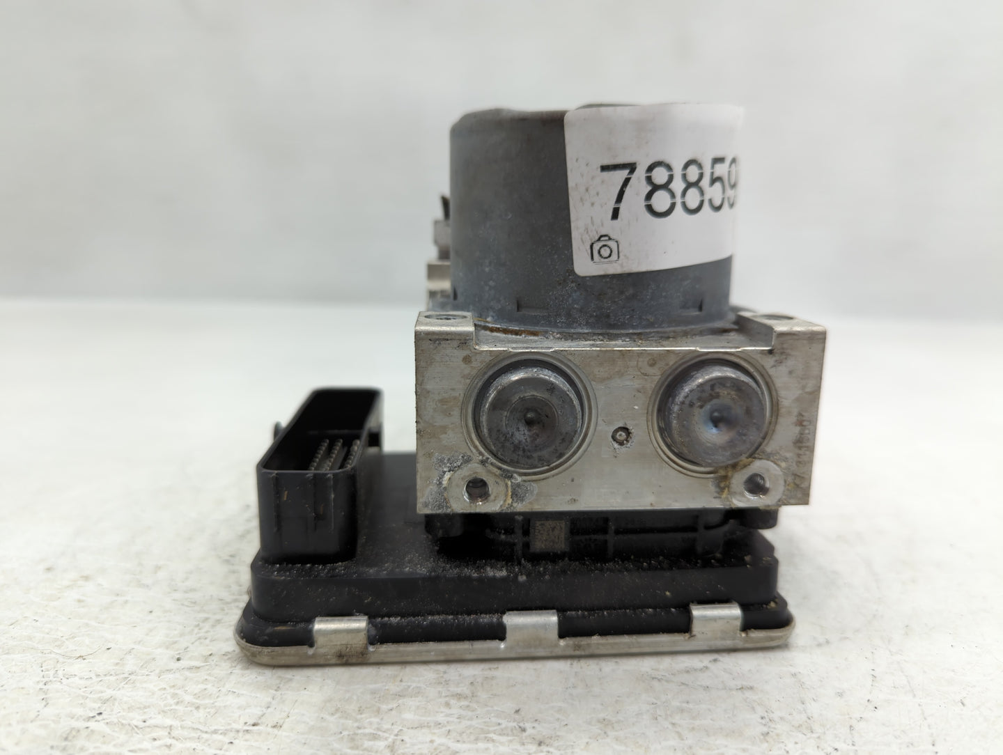 2020-2022 Chevrolet Equinox ABS Pump Control Module Replacement P/N:84825144 Fits Fits 2020 2021 2022 OEM Used Auto Parts - 