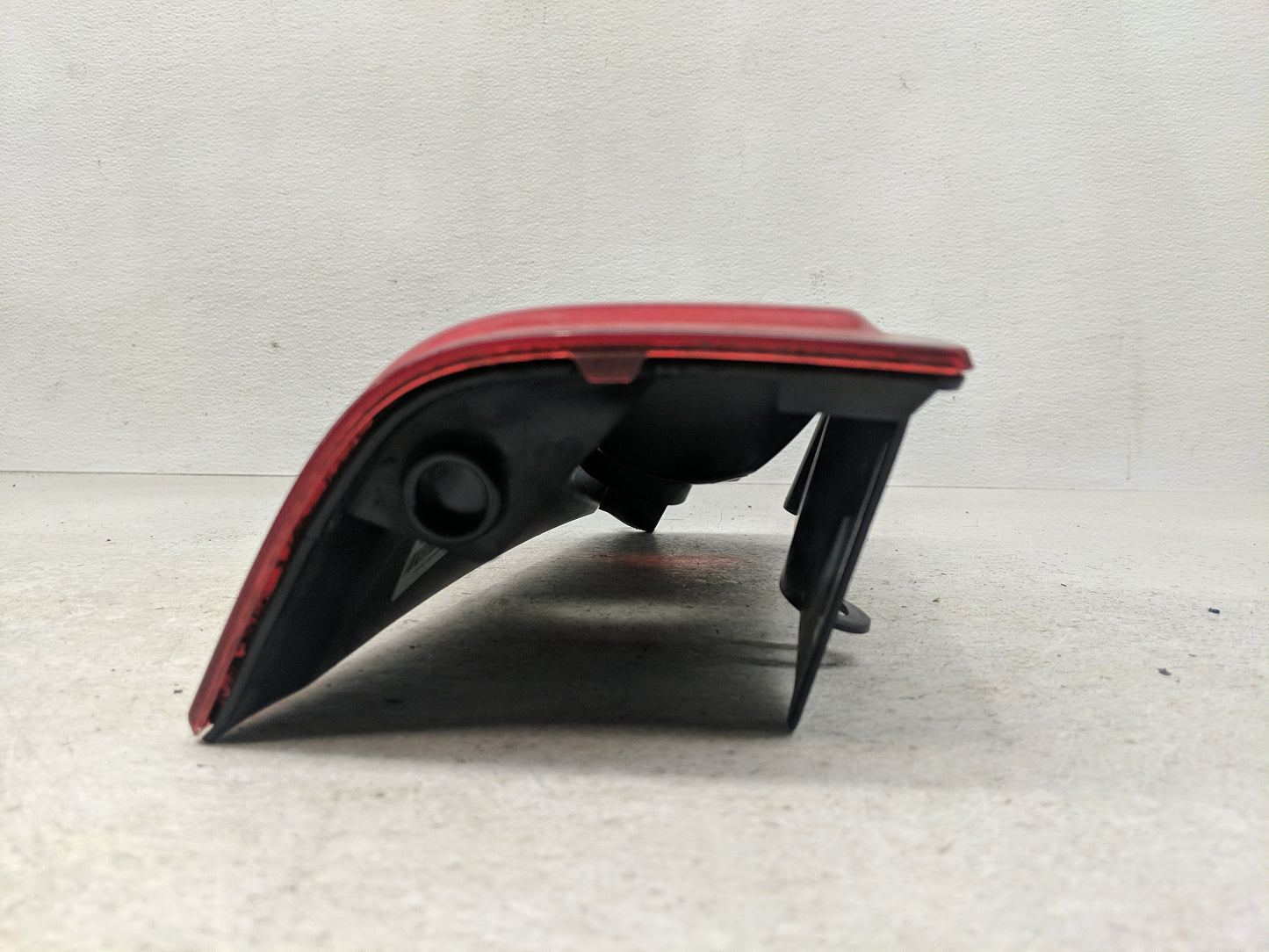 2003-2021 Chevrolet Express 2500 Tail Light Assembly Driver Left OEM P/N:25823028 Fits OEM Used Auto Parts - Oemusedautopart