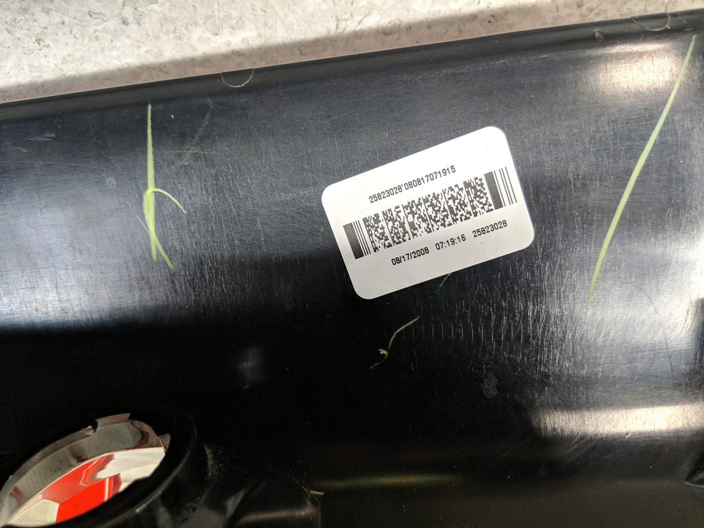 2003-2021 Chevrolet Express 2500 Tail Light Assembly Driver Left OEM P/N:25823028 Fits OEM Used Auto Parts - Oemusedautopart