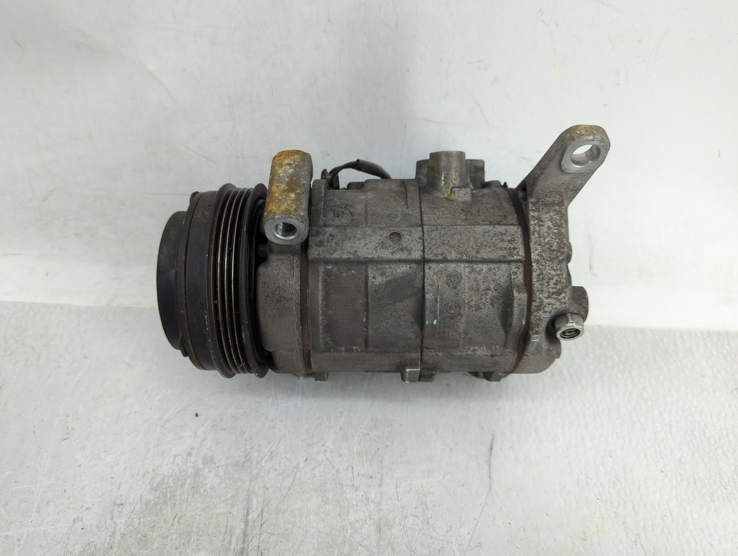 2017-2021 Chevrolet Express 2500 Air Conditioning A/c Ac Compressor Oem - Oemusedautoparts1.com