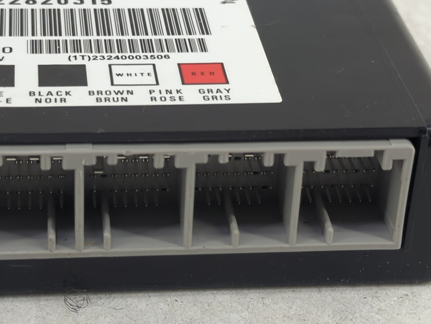 2013 Chevrolet Express 2500 Body Control Module Bcm Inner Cabin Fuse Box - Oemusedautoparts1.com