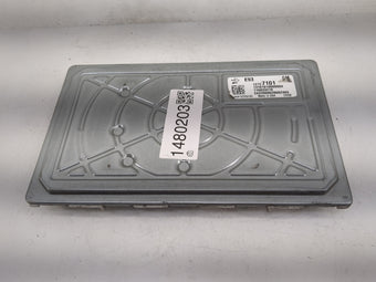 compare product 2021 Chevrolet Express 2500 PCM Engine Control Computer ECU ECM PCU OEM P/N:12727101 12725133 Fits Fits 2019 2020 2022 OEM Used Auto Parts