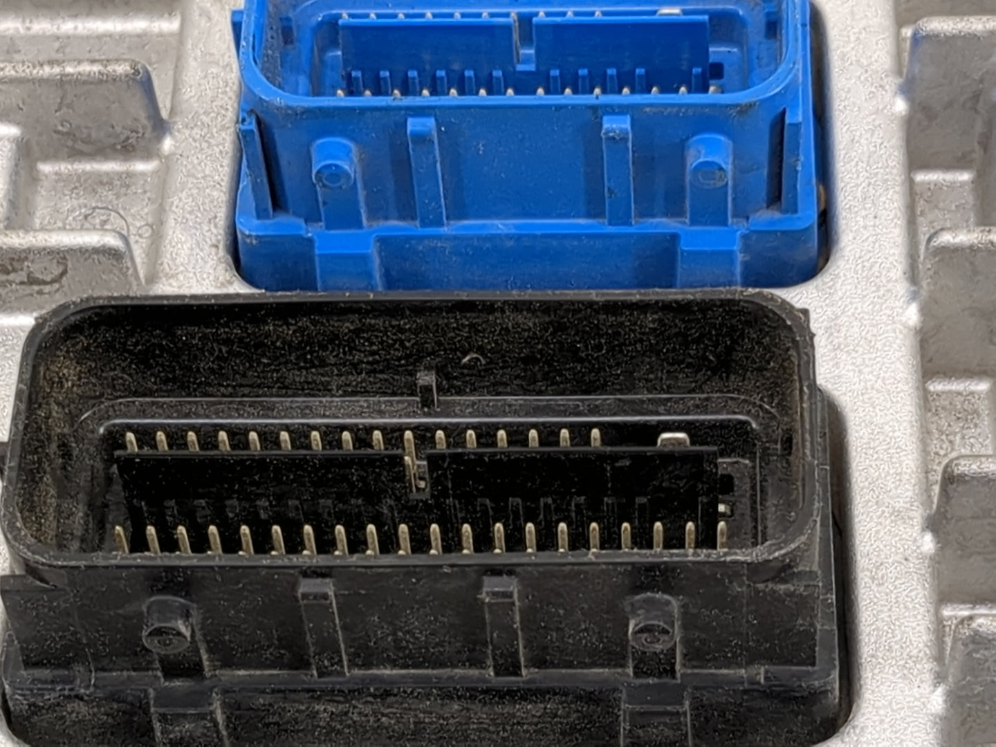 2021 Chevrolet Express 2500 PCM Engine Control Computer ECU ECM PCU OEM P/N:12727101 12725133 Fits Fits 2019 2020 2022 OEM U
