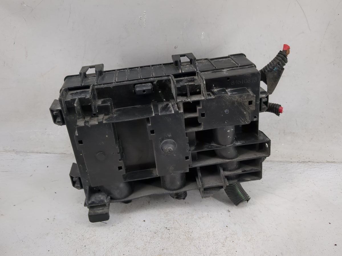 2021 Chevrolet Express 2500 Fusebox Fuse Box Panel Relay Module P/N:13500114 85104053, 85114017 Fits OEM Used Auto Parts - O