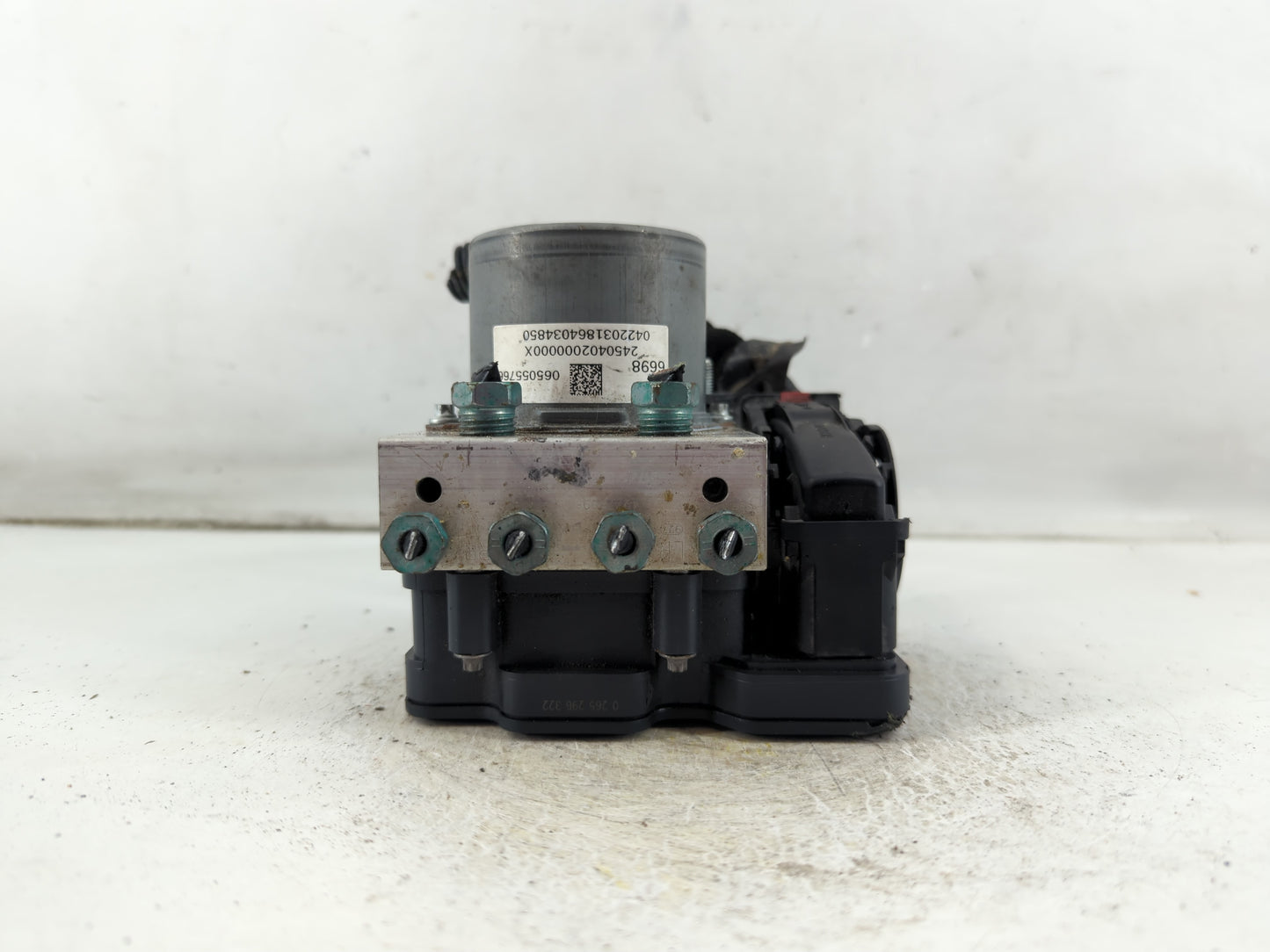 2019-2021 Chevrolet Malibu ABS Pump Control Module Replacement P/N:065055766 Fits Fits 2019 2020 2021 OEM Used Auto Parts - 